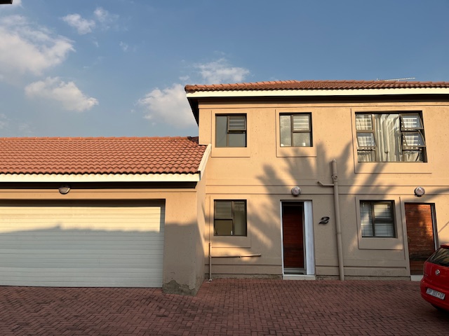 3 Bedroom Property for Sale in Edenvale Central Gauteng