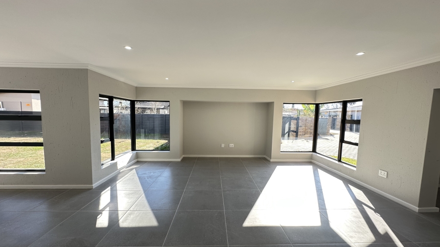 3 Bedroom Property for Sale in Rynfield Gauteng