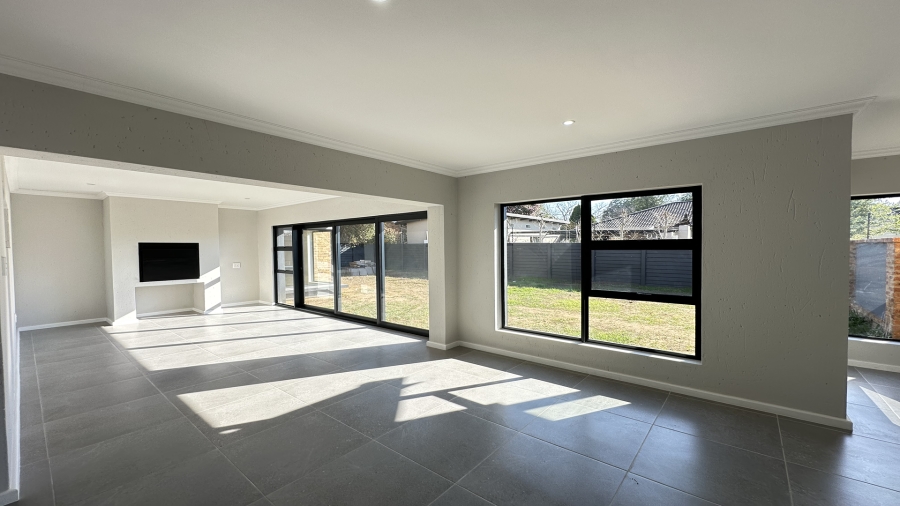 3 Bedroom Property for Sale in Rynfield Gauteng
