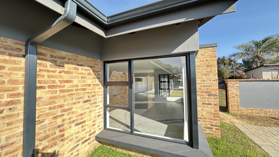3 Bedroom Property for Sale in Rynfield Gauteng