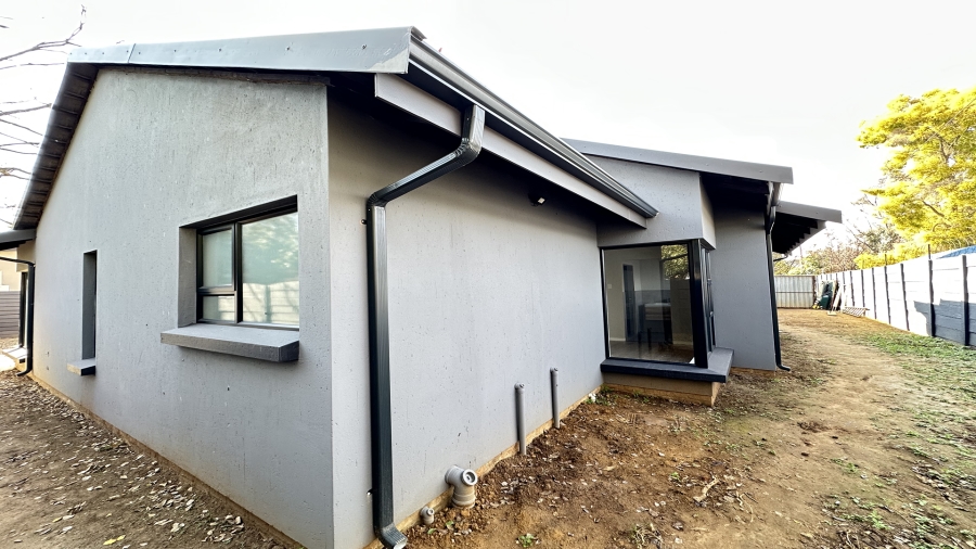 3 Bedroom Property for Sale in Rynfield Gauteng
