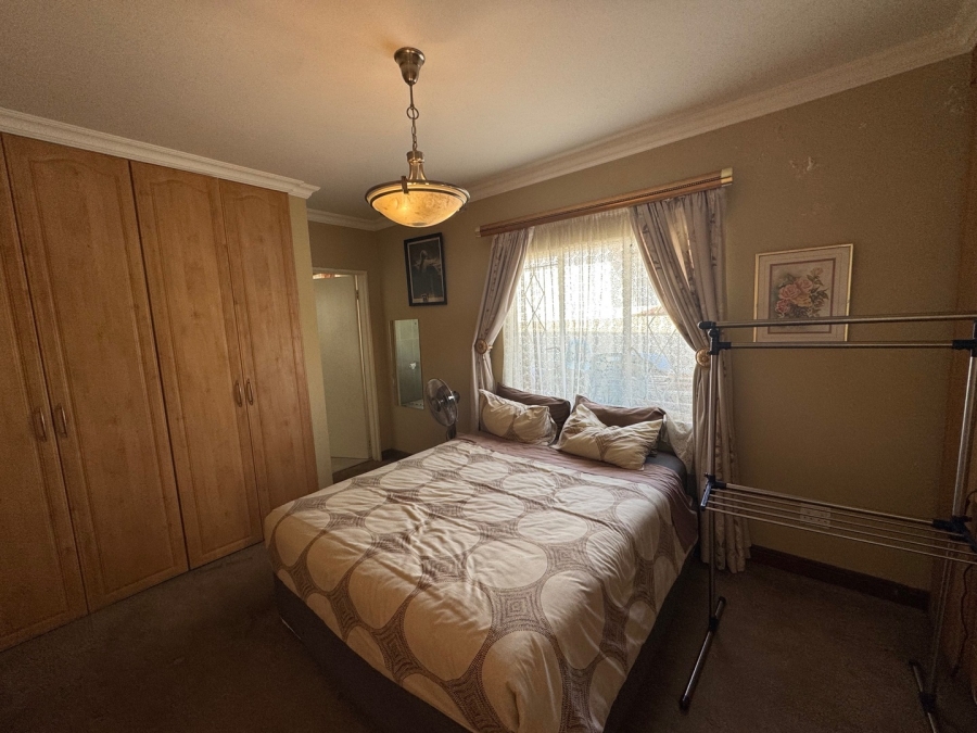 4 Bedroom Property for Sale in Libradene Gauteng