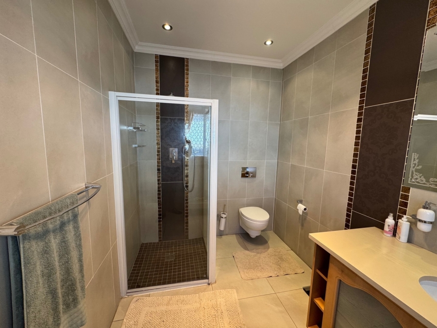 4 Bedroom Property for Sale in Libradene Gauteng