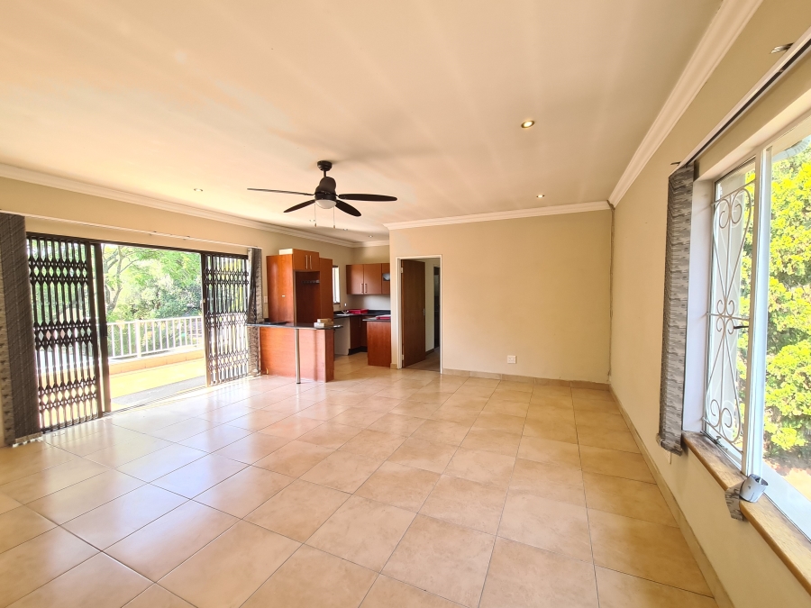 To Let 1 Bedroom Property for Rent in Magaliessig Gauteng