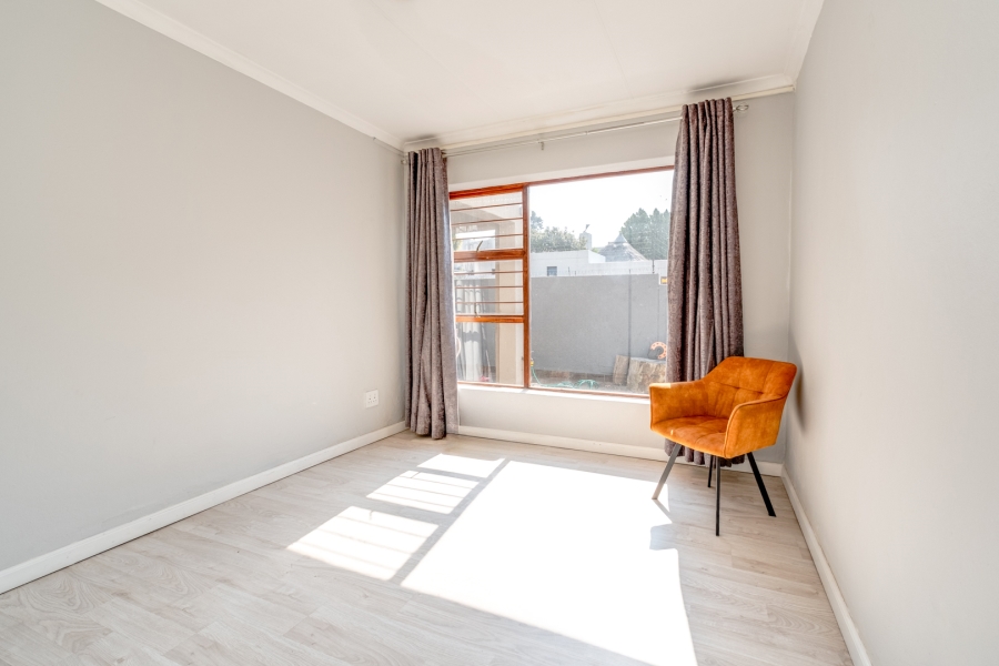 2 Bedroom Property for Sale in Paulshof Gauteng