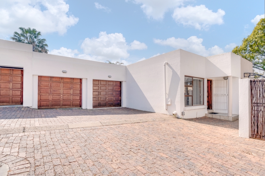 2 Bedroom Property for Sale in Paulshof Gauteng