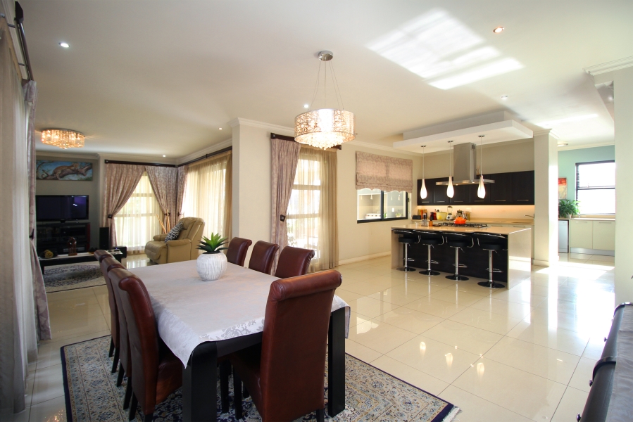3 Bedroom Property for Sale in Waterfall Country Village Gauteng