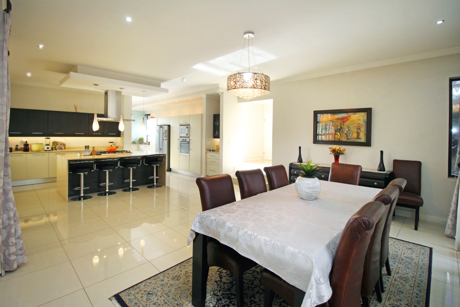 3 Bedroom Property for Sale in Waterfall Country Village Gauteng