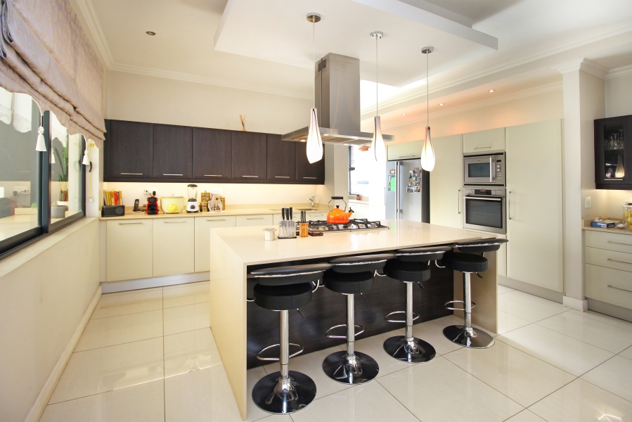 3 Bedroom Property for Sale in Waterfall Country Village Gauteng