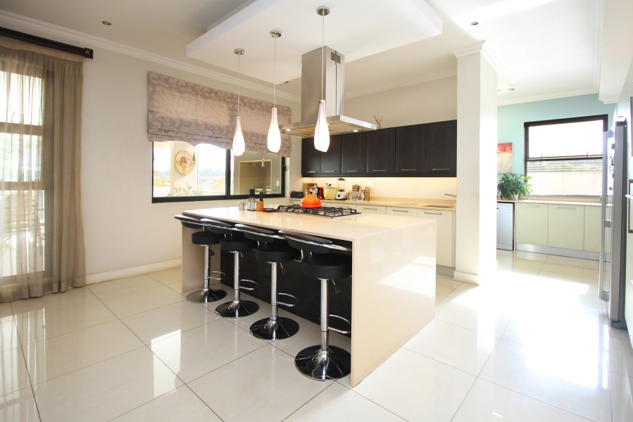 3 Bedroom Property for Sale in Waterfall Country Village Gauteng
