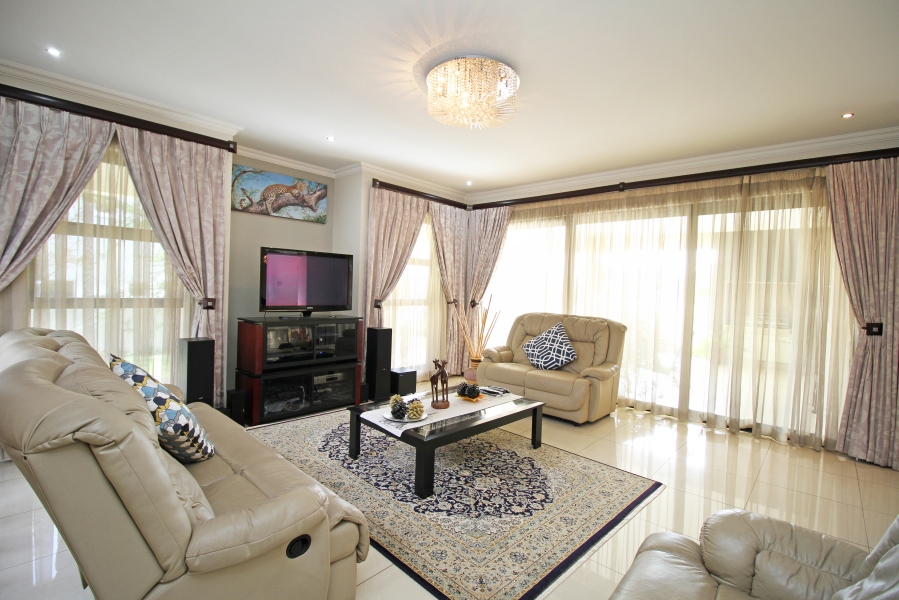 3 Bedroom Property for Sale in Waterfall Country Village Gauteng