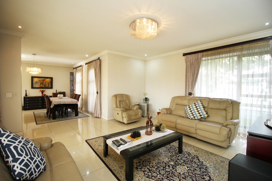 3 Bedroom Property for Sale in Waterfall Country Village Gauteng