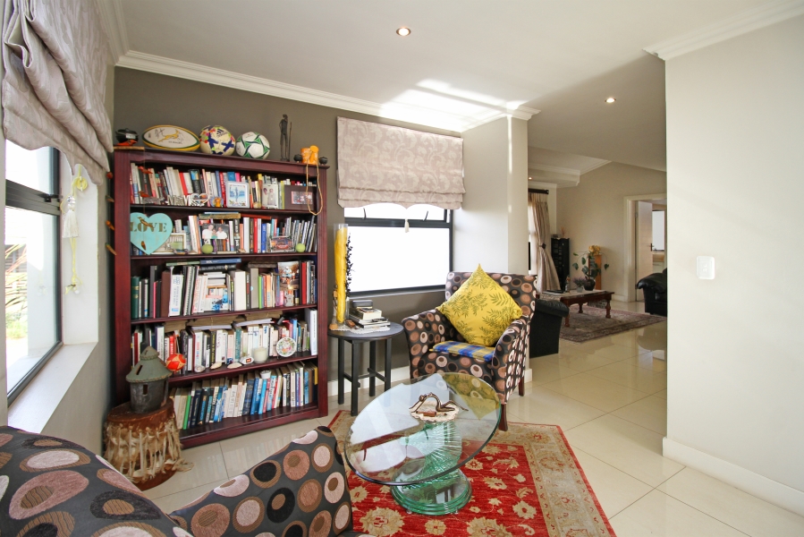 3 Bedroom Property for Sale in Waterfall Country Village Gauteng