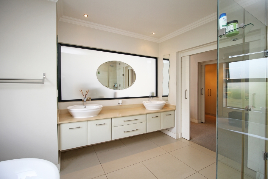 3 Bedroom Property for Sale in Waterfall Country Village Gauteng