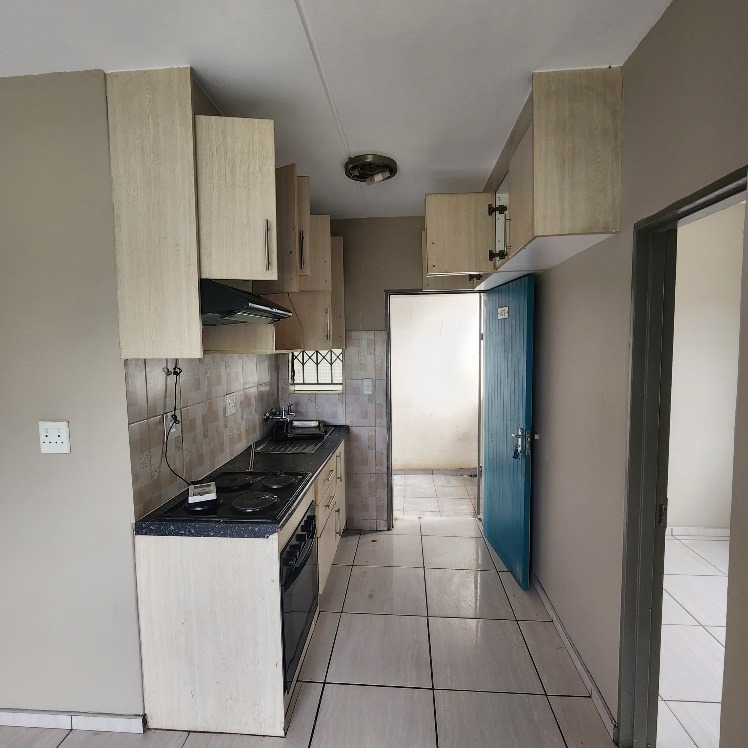 2 Bedroom Property for Sale in Fleurhof Gauteng