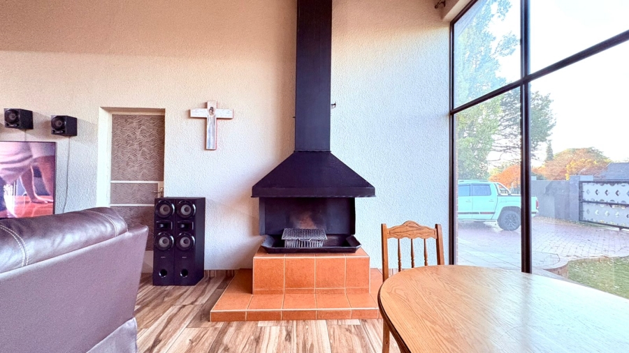 5 Bedroom Property for Sale in Ferryvale Gauteng