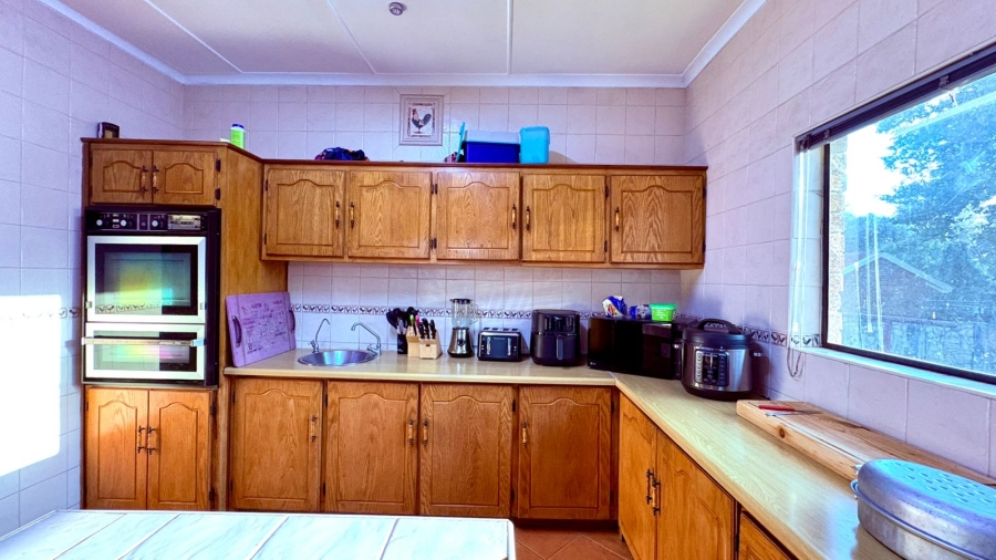 5 Bedroom Property for Sale in Ferryvale Gauteng