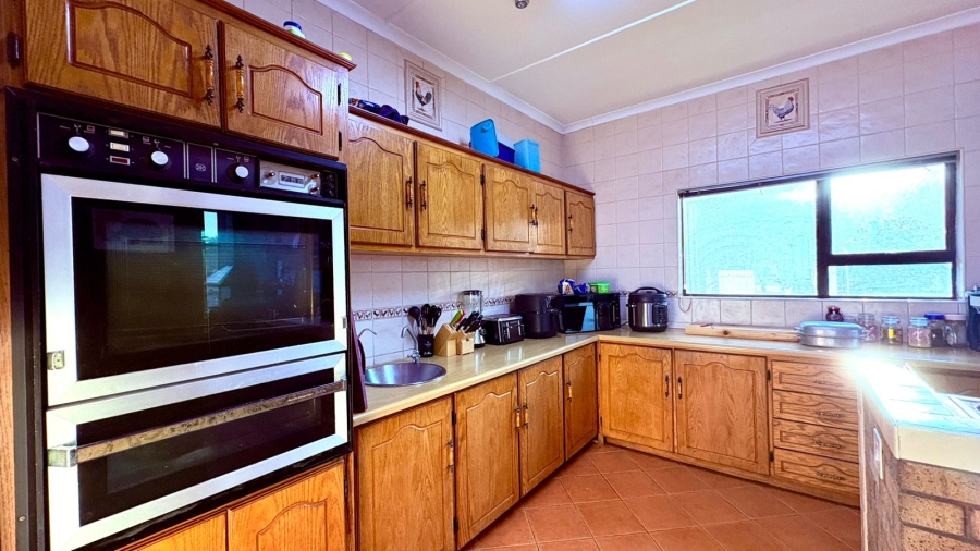 5 Bedroom Property for Sale in Ferryvale Gauteng