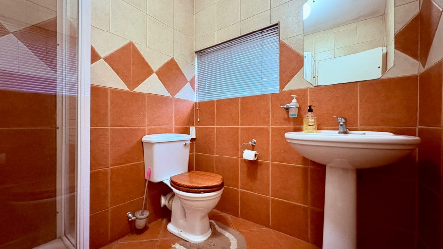 5 Bedroom Property for Sale in Ferryvale Gauteng