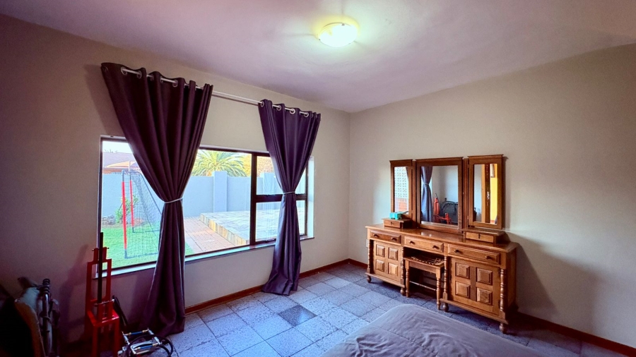 5 Bedroom Property for Sale in Ferryvale Gauteng