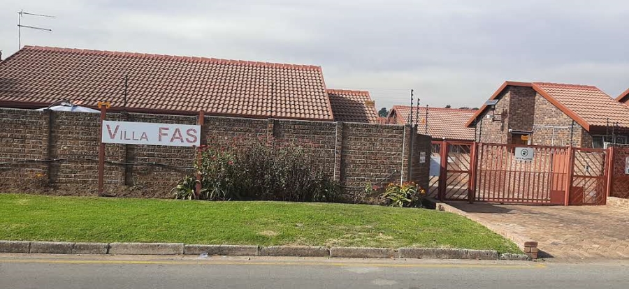 3 Bedroom Property for Sale in Edleen Gauteng