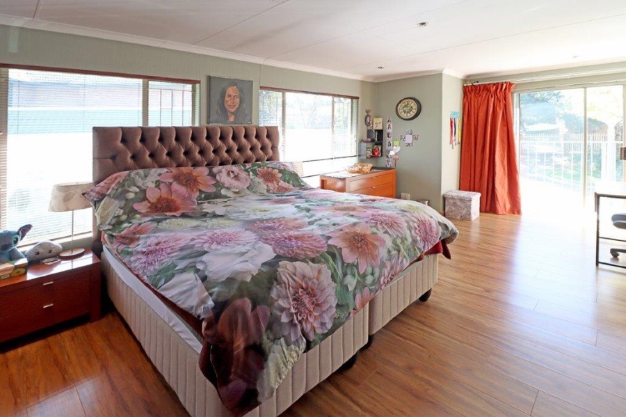 3 Bedroom Property for Sale in Marais Steyn Park Gauteng