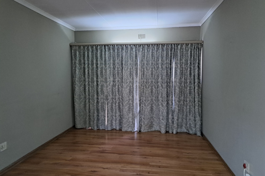 4 Bedroom Property for Sale in Witfield Gauteng