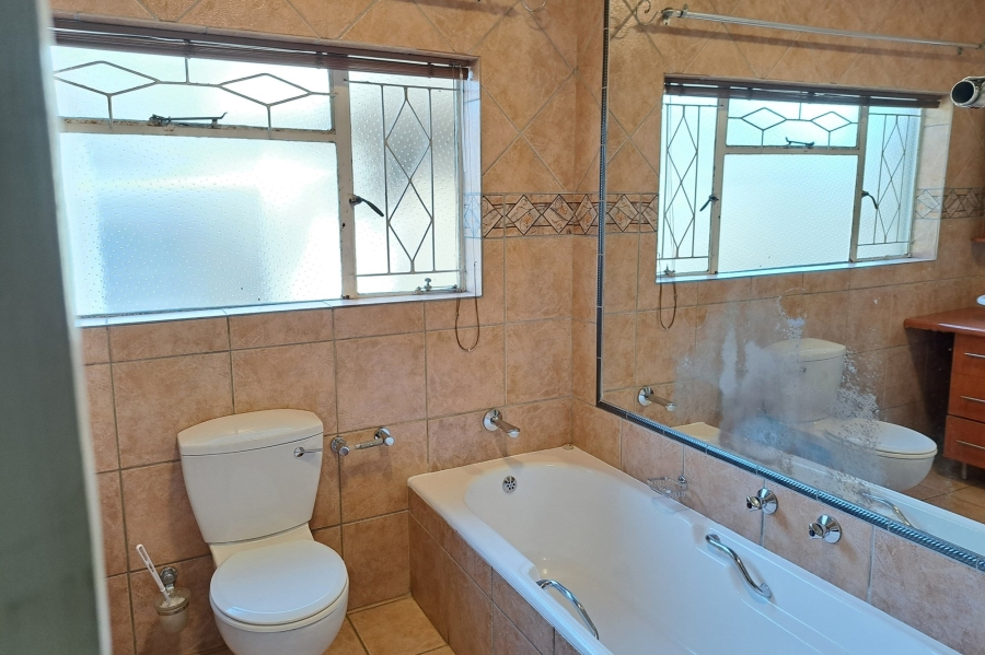 4 Bedroom Property for Sale in Witfield Gauteng