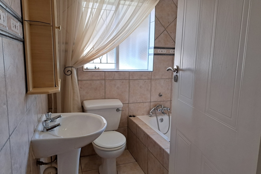 4 Bedroom Property for Sale in Witfield Gauteng