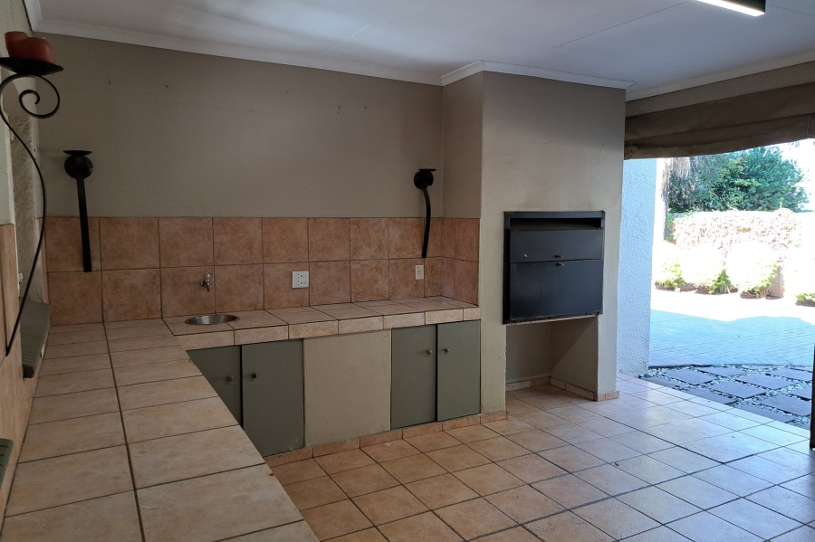 4 Bedroom Property for Sale in Witfield Gauteng
