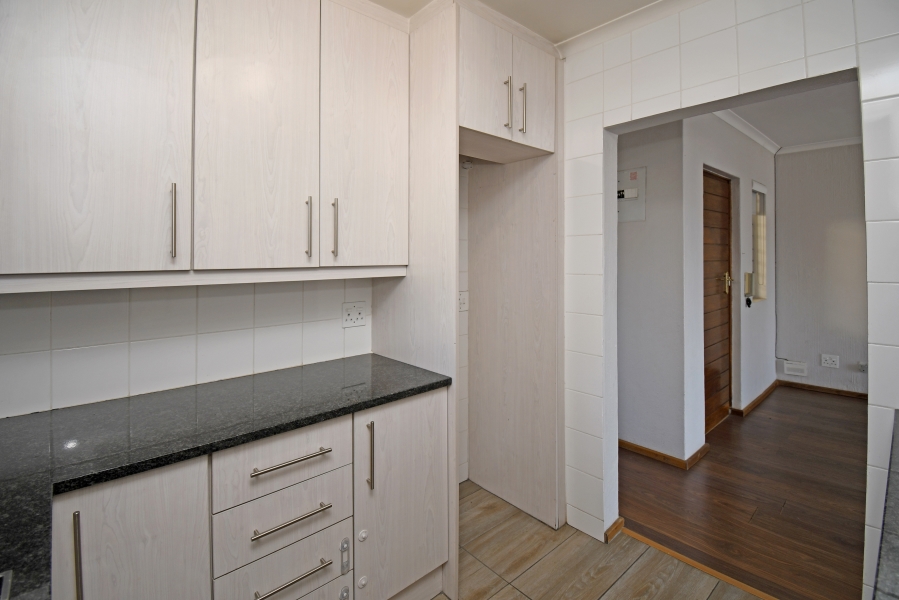 To Let 2 Bedroom Property for Rent in Morningside Gauteng