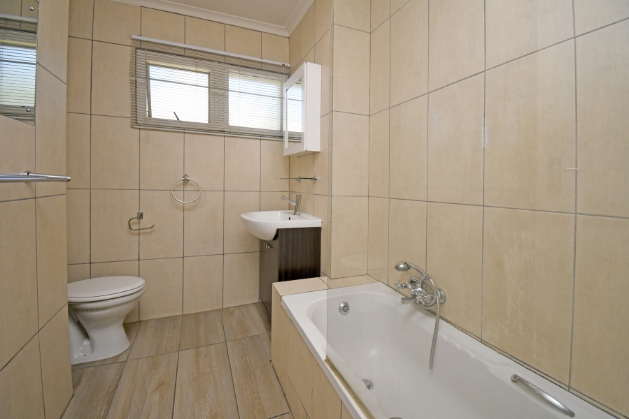 To Let 2 Bedroom Property for Rent in Morningside Gauteng