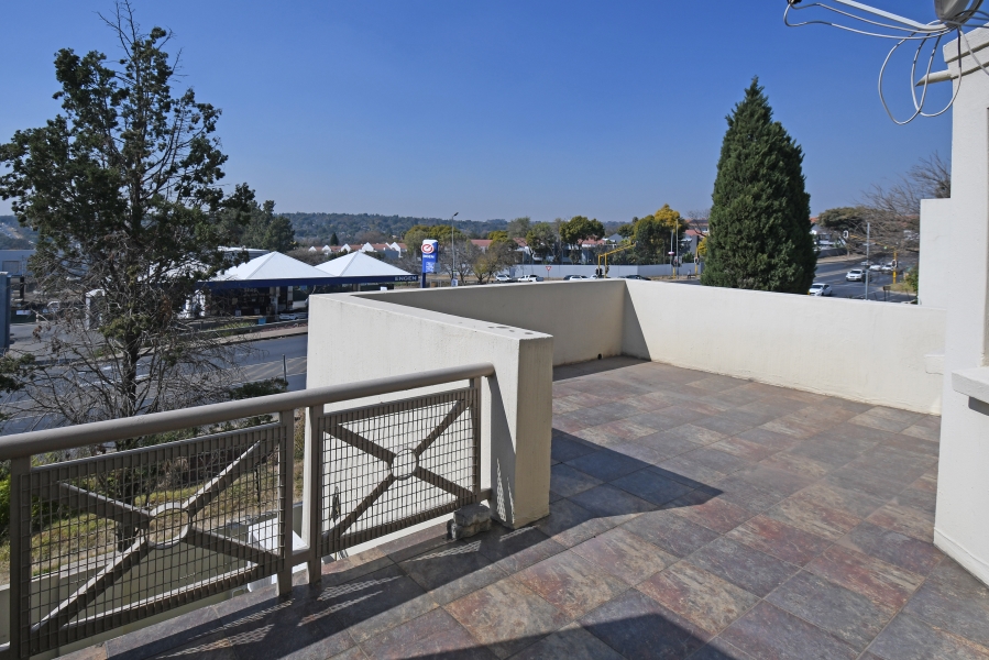 To Let 2 Bedroom Property for Rent in Morningside Gauteng