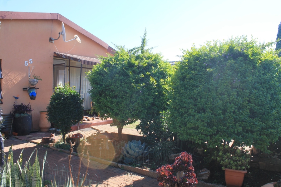 4 Bedroom Property for Sale in Sophiatown Gauteng