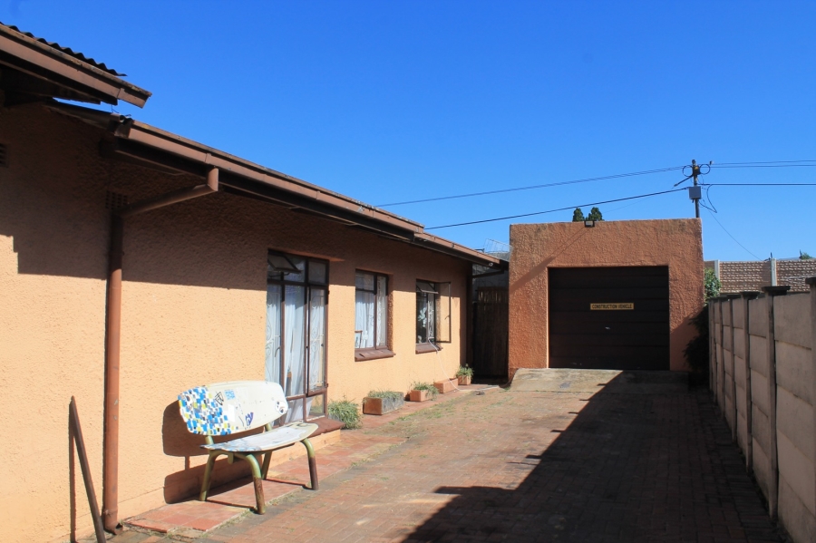 4 Bedroom Property for Sale in Sophiatown Gauteng