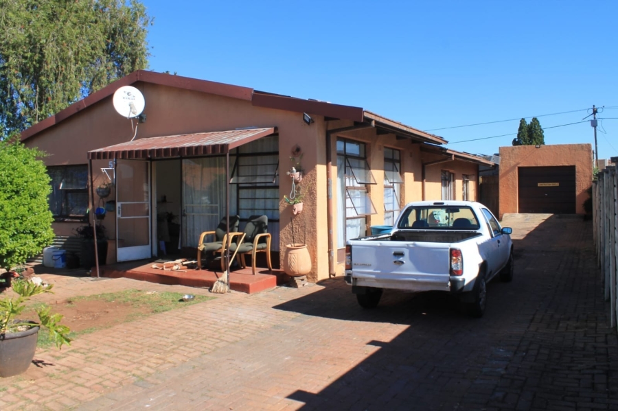 4 Bedroom Property for Sale in Sophiatown Gauteng