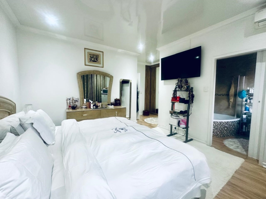 3 Bedroom Property for Sale in Brackendowns Gauteng