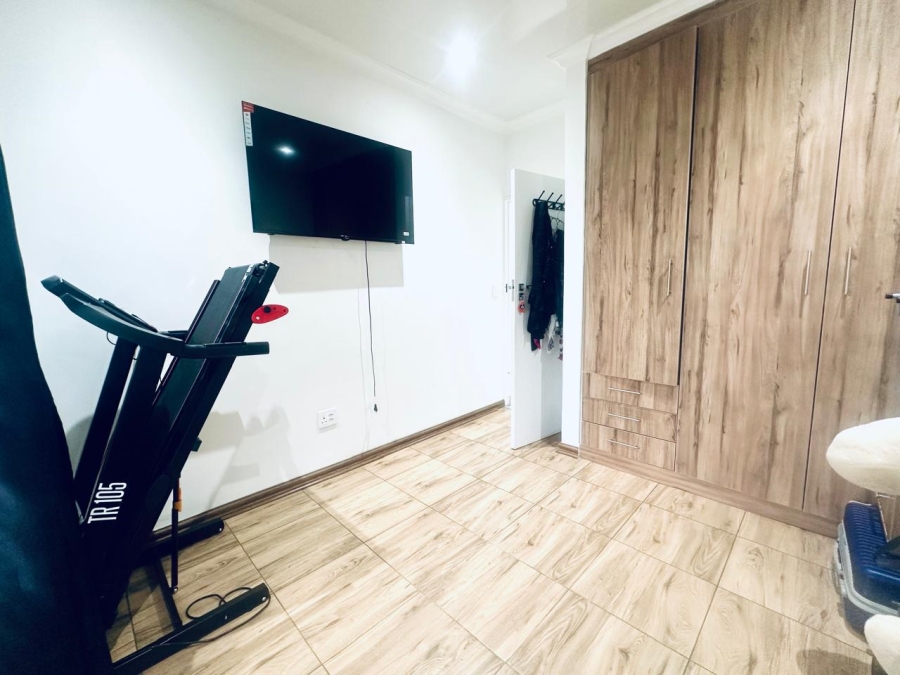 3 Bedroom Property for Sale in Brackendowns Gauteng