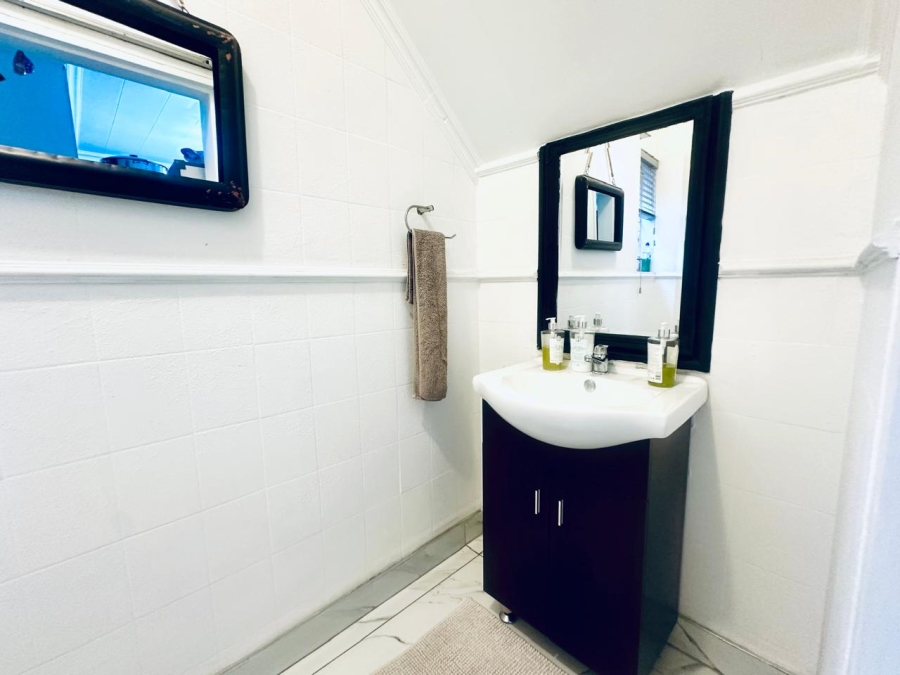 3 Bedroom Property for Sale in Brackendowns Gauteng