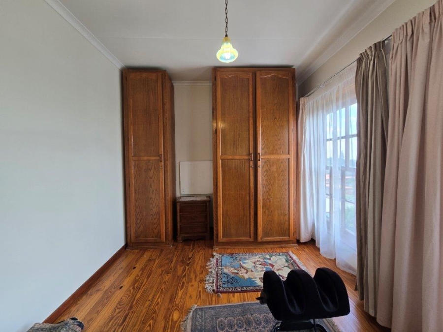 4 Bedroom Property for Sale in Glenvista Gauteng