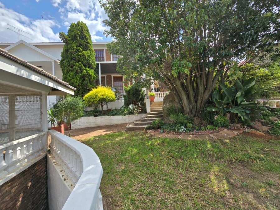 4 Bedroom Property for Sale in Glenvista Gauteng