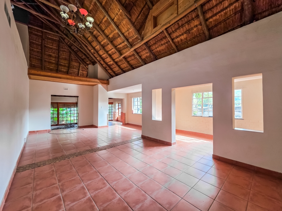 7 Bedroom Property for Sale in Rietfontein Gauteng