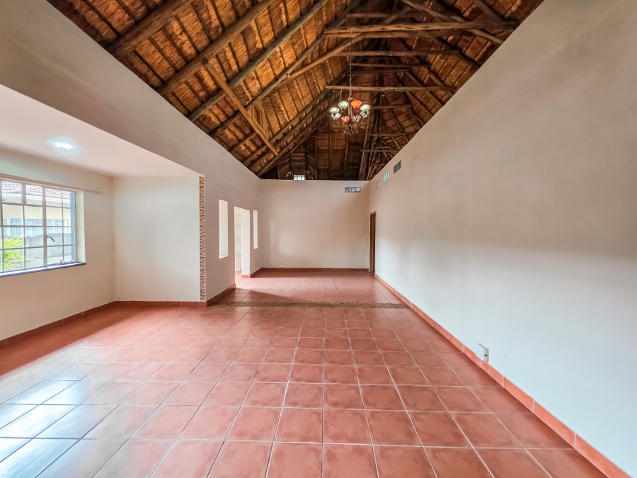 7 Bedroom Property for Sale in Rietfontein Gauteng