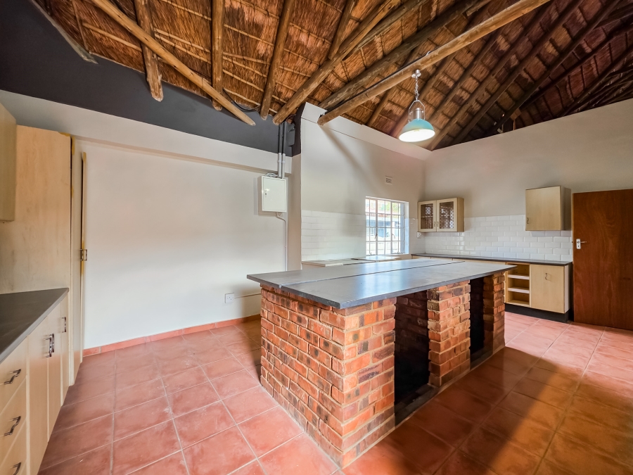 7 Bedroom Property for Sale in Rietfontein Gauteng