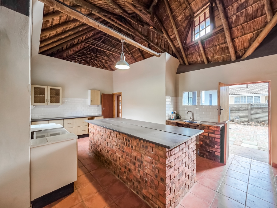 7 Bedroom Property for Sale in Rietfontein Gauteng