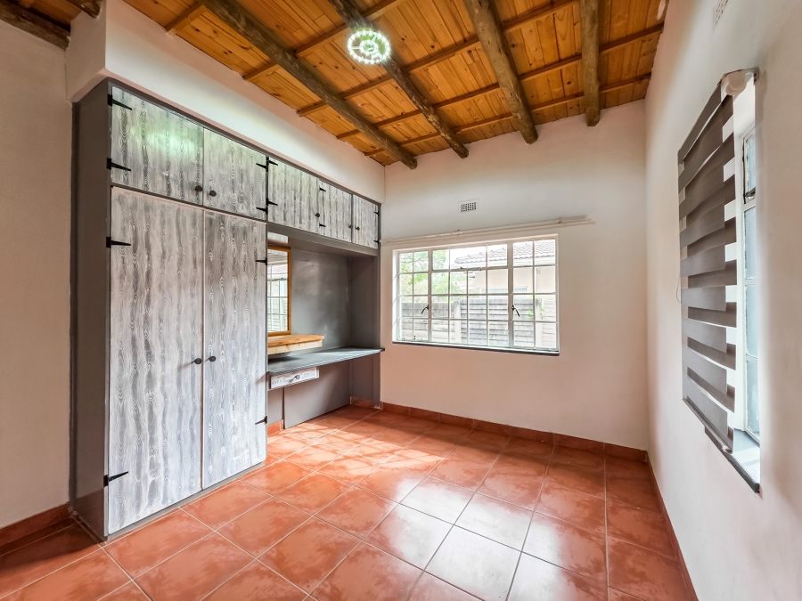 7 Bedroom Property for Sale in Rietfontein Gauteng