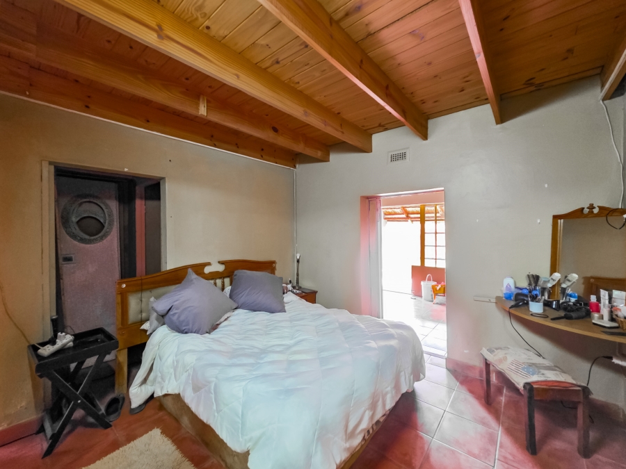 7 Bedroom Property for Sale in Rietfontein Gauteng