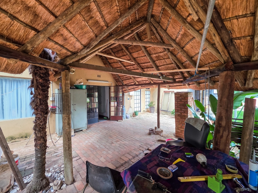 7 Bedroom Property for Sale in Rietfontein Gauteng