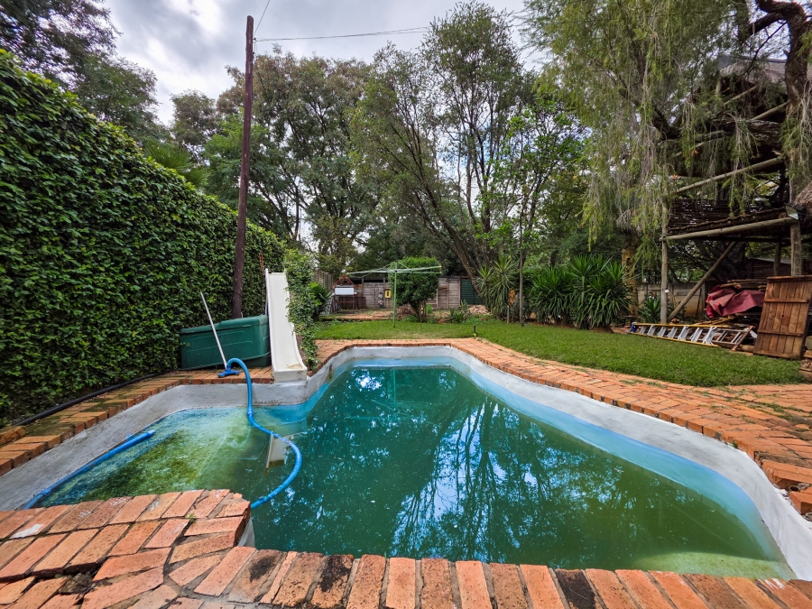 7 Bedroom Property for Sale in Rietfontein Gauteng