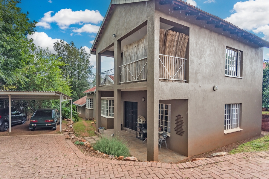 4 Bedroom Property for Sale in Kenmare Gauteng